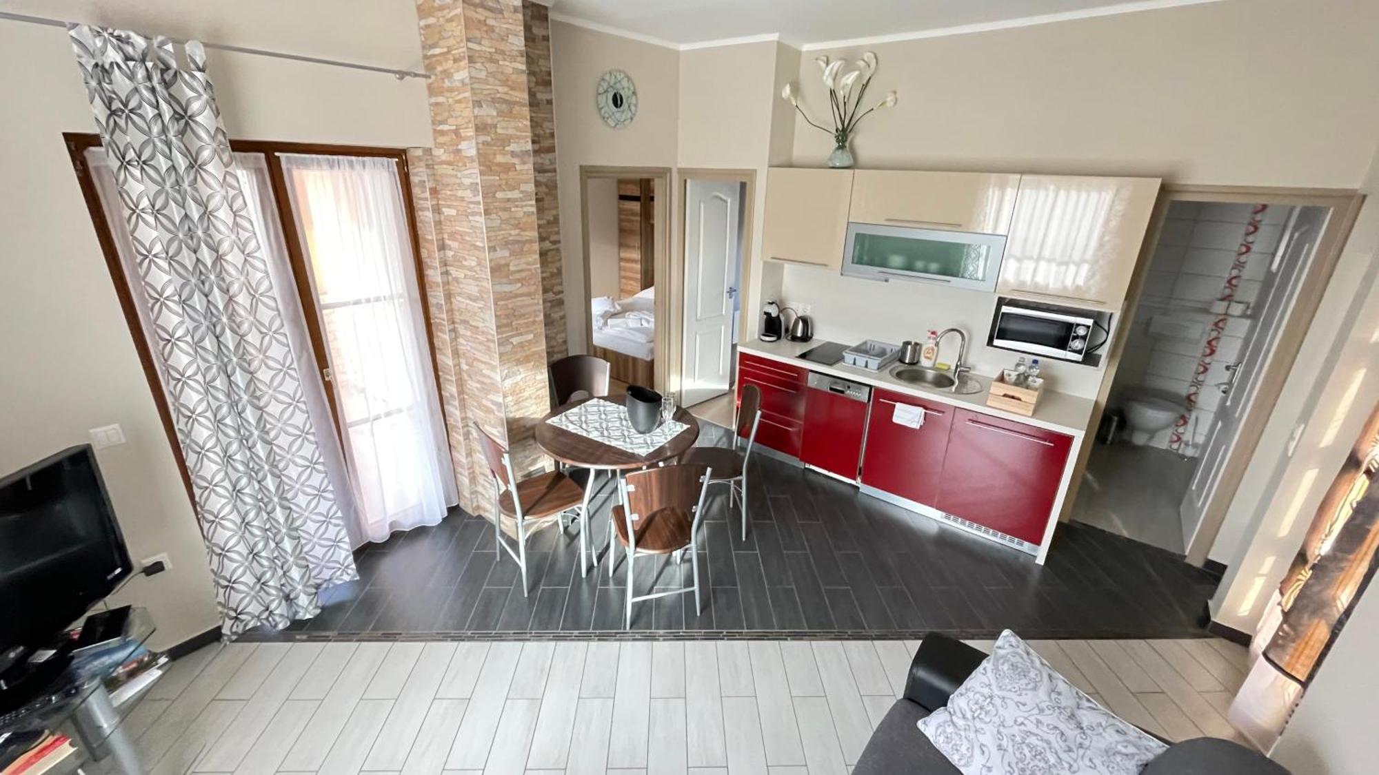 Balaton Apartman Balatonmariafurdo Luaran gambar