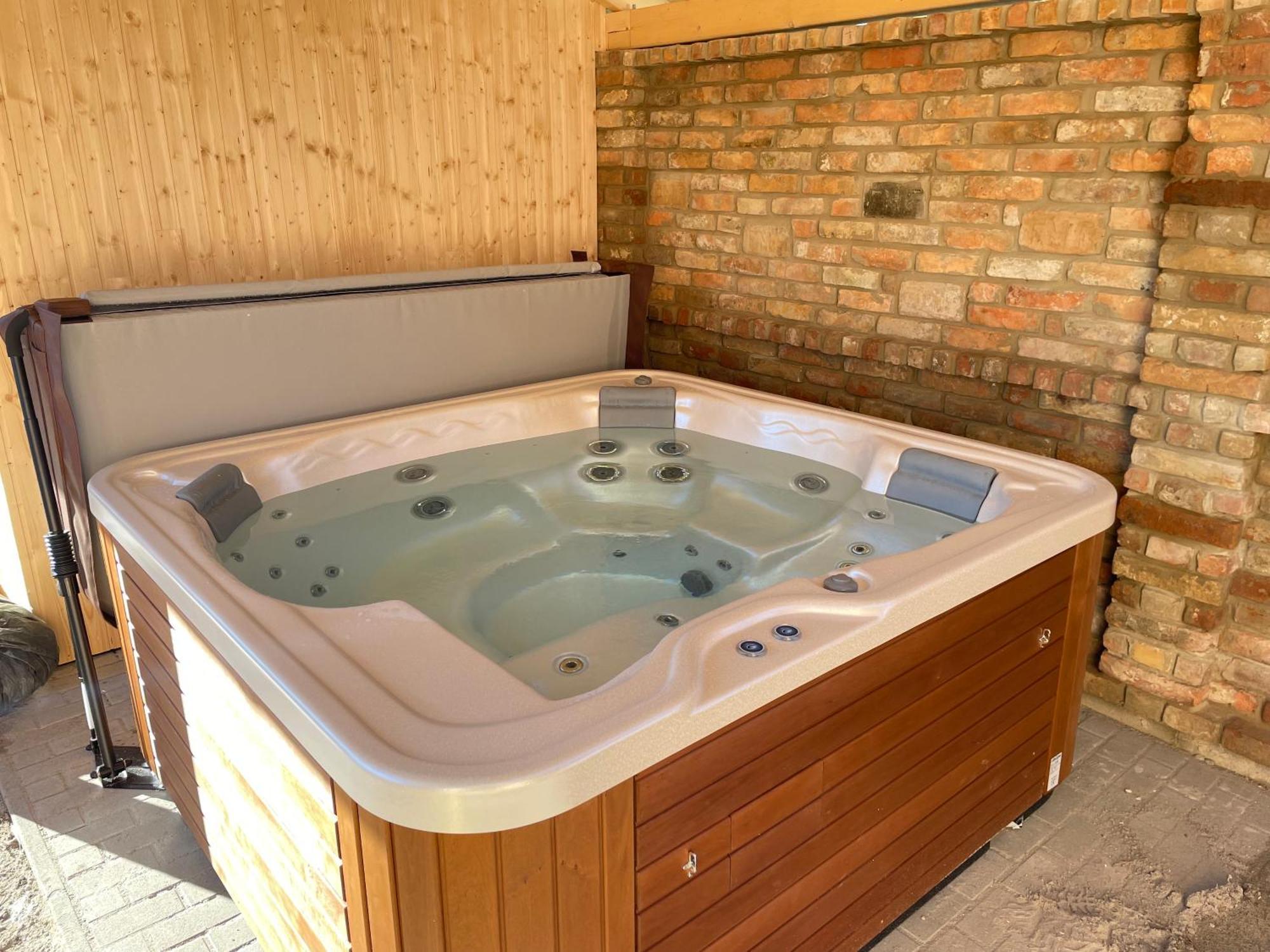 Balaton Apartman Balatonmariafurdo Luaran gambar