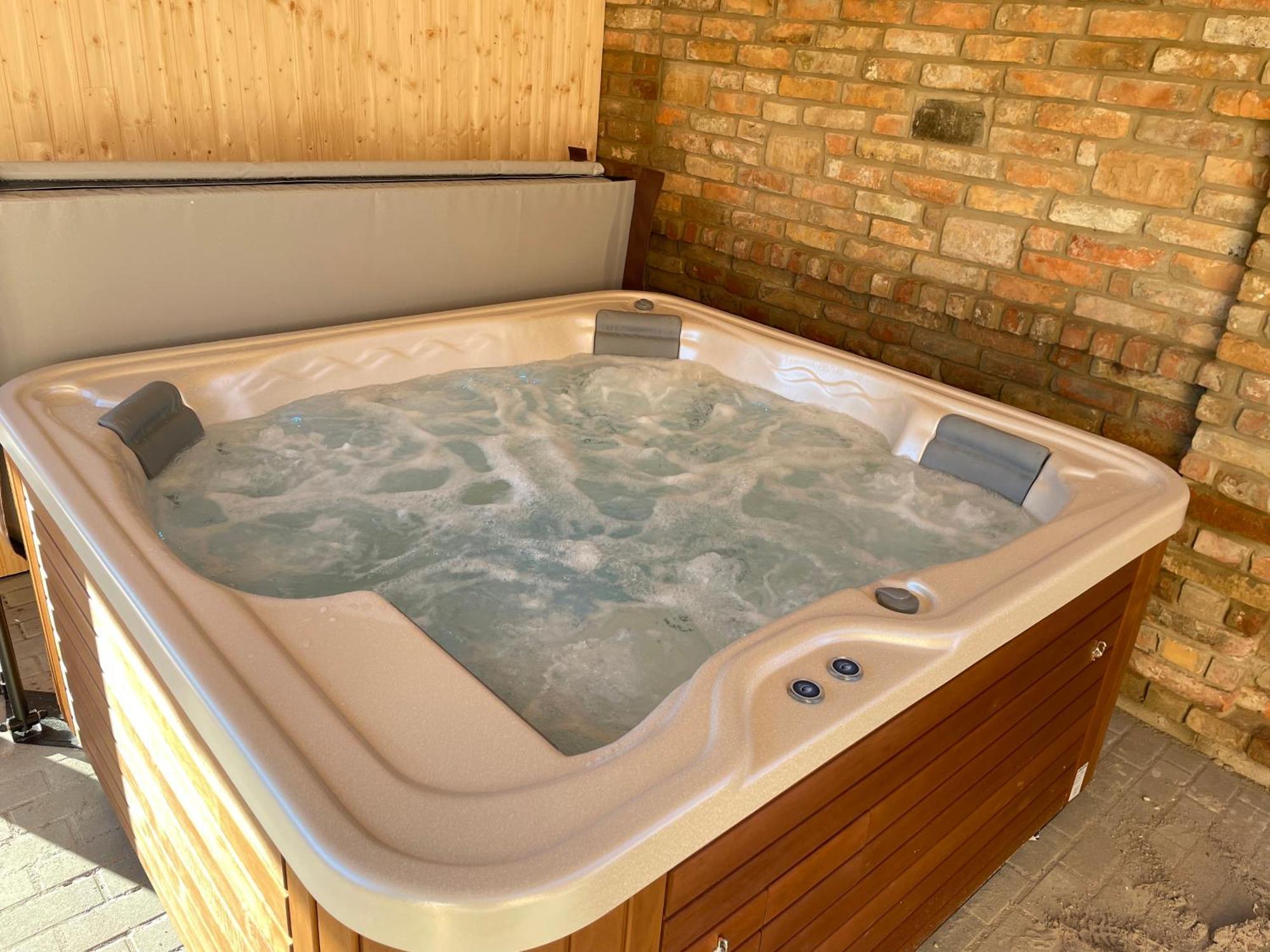 Balaton Apartman Balatonmariafurdo Luaran gambar