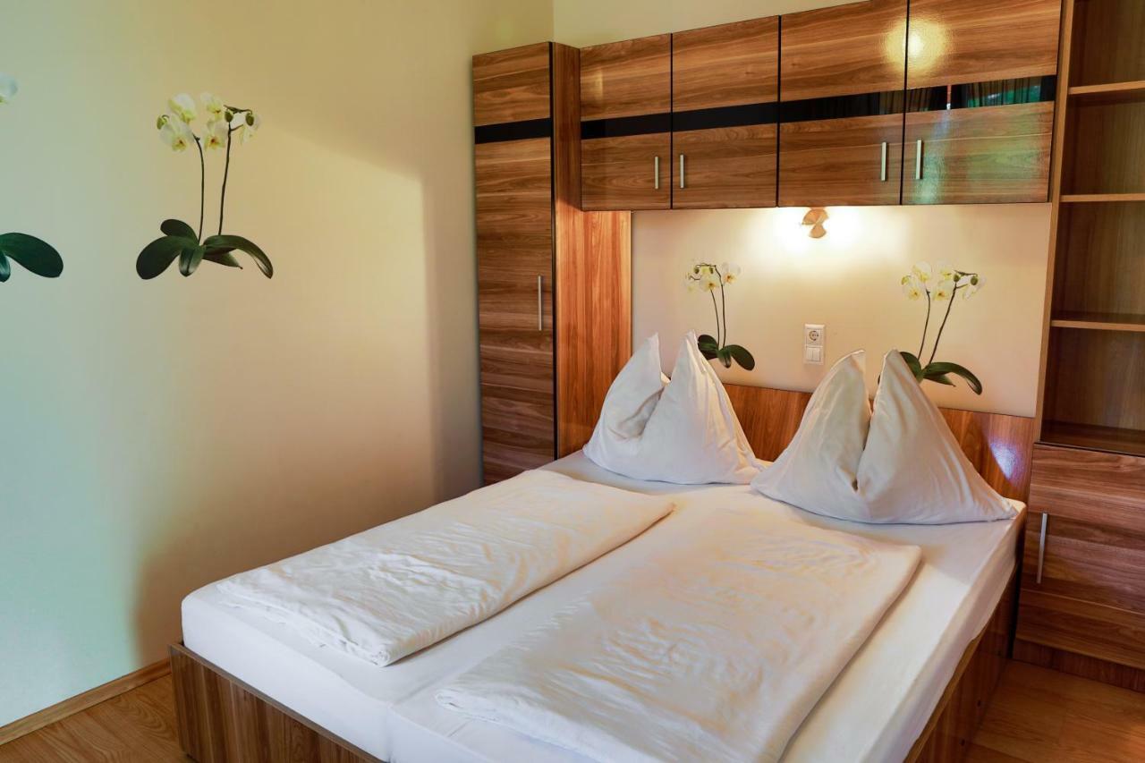 Balaton Apartman Balatonmariafurdo Luaran gambar