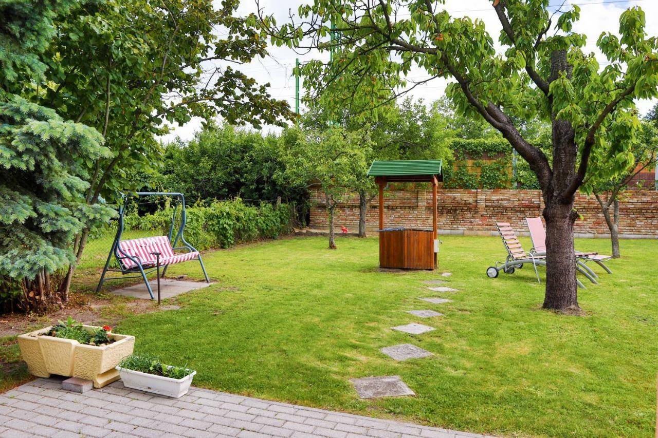 Balaton Apartman Balatonmariafurdo Luaran gambar